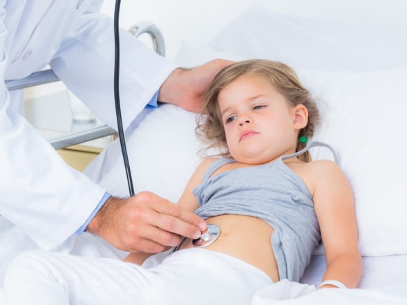 Инфекционисты СПбГПМУ рассказали о важности вакцинации детей против ротавируса