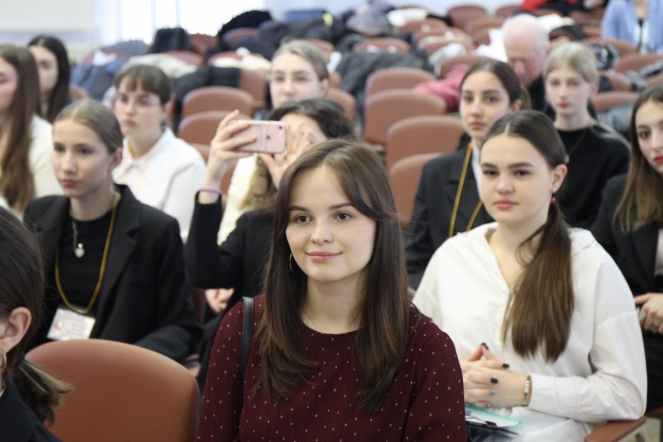 Педиатрический университет принял форум «Моя будущая профессия – врач»