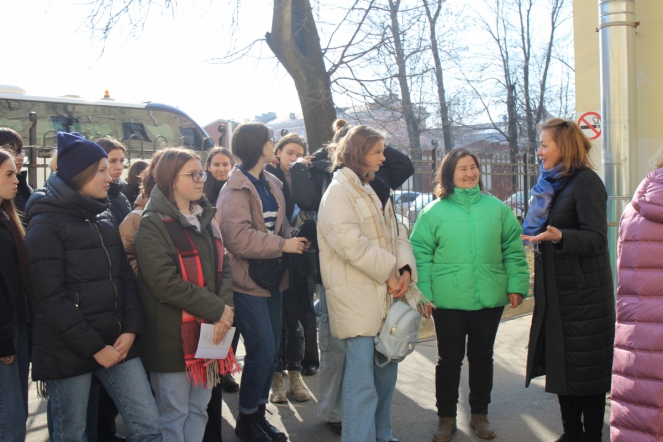 Школьники из Губкинского посетили Педиатрический университет 2