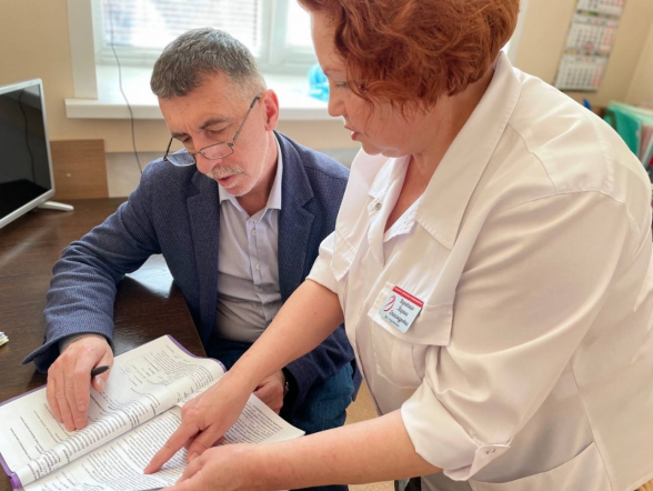 Алтайский край по уровню оказания помощи достиг очень хороших показателей: эксперты НМИЦ СПбГПМУ подвели итоги анализа медучреждений региона 4