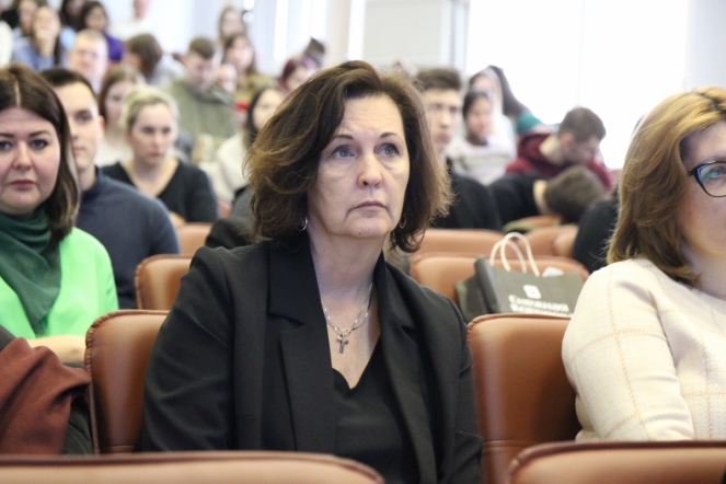 Нужны все специальности: студенты старших курсов Педиатрического университета встретились с главными врачами больниц Псковской области и представителями регионального Комитета по здравоохранению 4