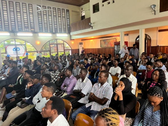 Педиатрический университет принял участие в выставке-презентации «Российское образование - Африке» 3