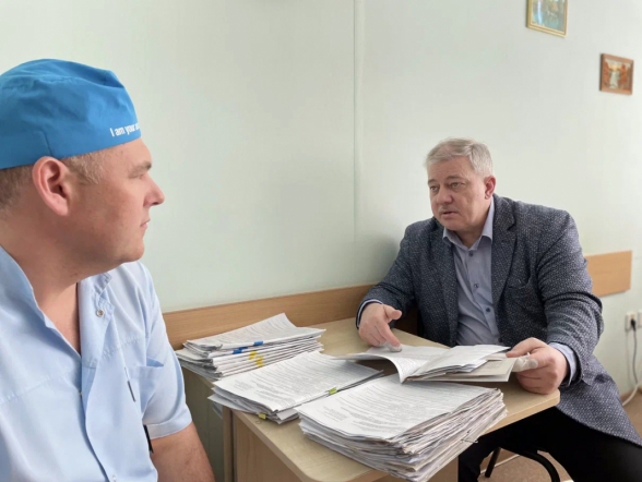 Детские медицинские организации Курганской области посетили эксперты Педиатрического университета 18