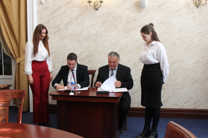 Администрация Педиатрического университета заключила соглашение о сотрудничестве с Профкомом обучающихся 9