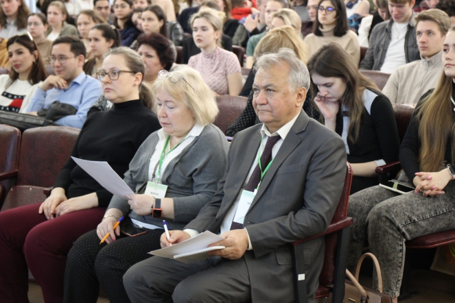 В Педиатрическом университете стартовал Всероссийский форум «Студенческая наука-2023» 15