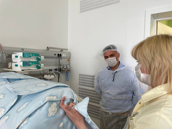 Уровень новосибирских врачей самодостаточен, а с трудными пациентами наш федеральный центр готов помогать: четвертый визит в регион экспертов НМИЦ СПБГПМУ показал значимые результаты 3