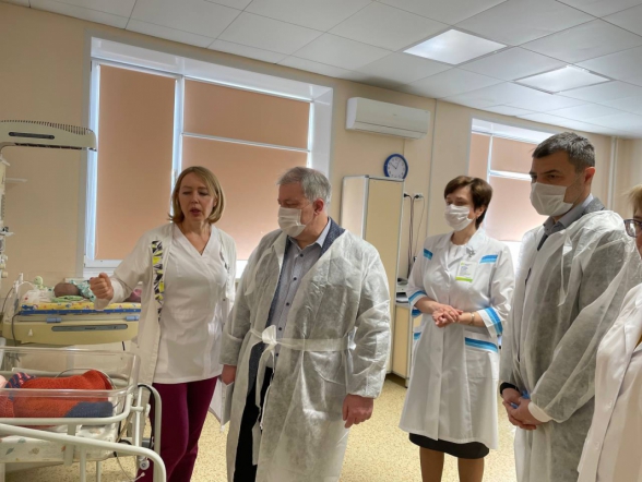 Уровень новосибирских врачей самодостаточен, а с трудными пациентами наш федеральный центр готов помогать: четвертый визит в регион экспертов НМИЦ СПБГПМУ показал значимые результаты 4