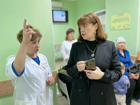 Уровень новосибирских врачей самодостаточен, а с трудными пациентами наш федеральный центр готов помогать: четвертый визит в регион экспертов НМИЦ СПБГПМУ показал значимые результаты 9