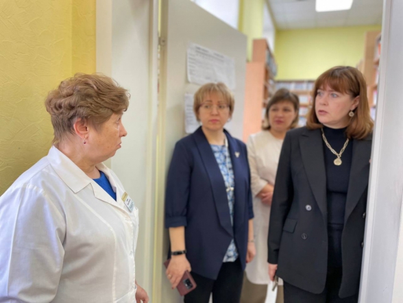 Уровень новосибирских врачей самодостаточен, а с трудными пациентами наш федеральный центр готов помогать: четвертый визит в регион экспертов НМИЦ СПБГПМУ показал значимые результаты 53