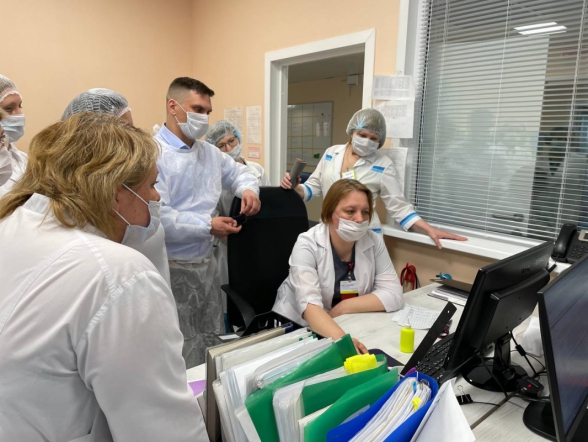 Уровень новосибирских врачей самодостаточен, а с трудными пациентами наш федеральный центр готов помогать: четвертый визит в регион экспертов НМИЦ СПБГПМУ показал значимые результаты 59