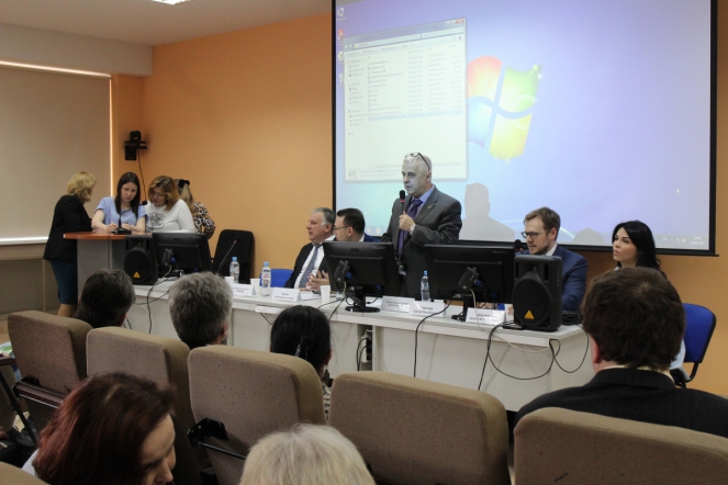 Молодых врачей ждут в больницах Ленобласти 1