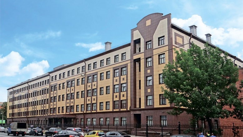 Врачи Перинатального центра СПбГПМУ успешно прооперировали большую кисту яичника у новорожденной девочки