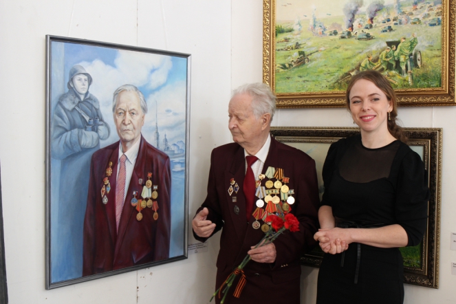 Свет Тихвинский посетил выставку ко Дню Победы в Союзе художников 1