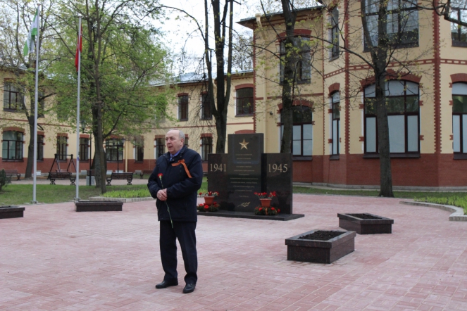 Война заканчивается, когда похоронен последний солдат: в Педиатрическом университете увековечили память сотрудников, погибших в годы Великой Отечественной войны 23