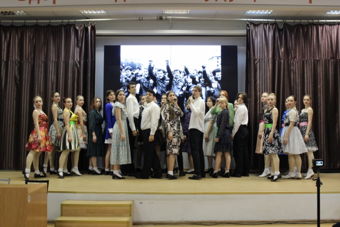 Студенты Педиатрического университета исполнили песни о мире, весне и любви к жизни 1