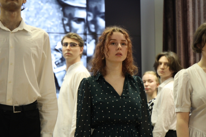 Студенты Педиатрического университета исполнили песни о мире, весне и любви к жизни 4