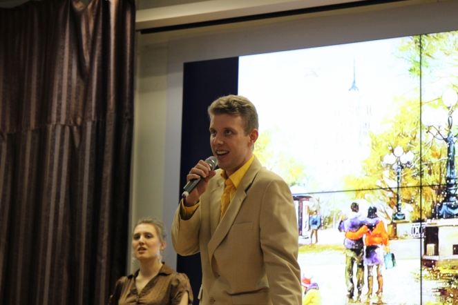 Студенты Педиатрического университета исполнили песни о мире, весне и любви к жизни 9