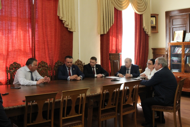 Губернатор Новгородской области Андрей Никитин: "Педиатрический университет спасает тысячи новгородских детей" 2