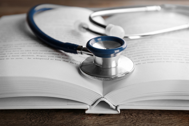 Под редакцией ректора СПбГПМУ в свет вышел второй том фундаментального руководства «Педиатрия по Нельсону»