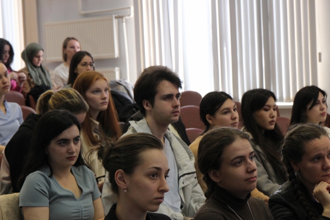 В Педиатрическом университете прошла ярмарка вакансий 3