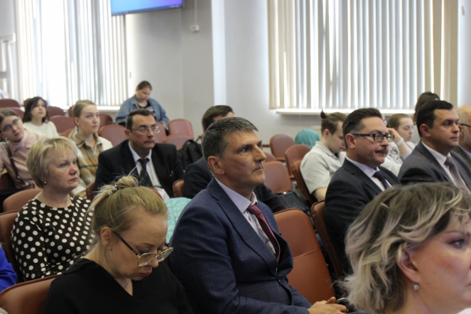 В Педиатрическом университете прошла ярмарка вакансий 6