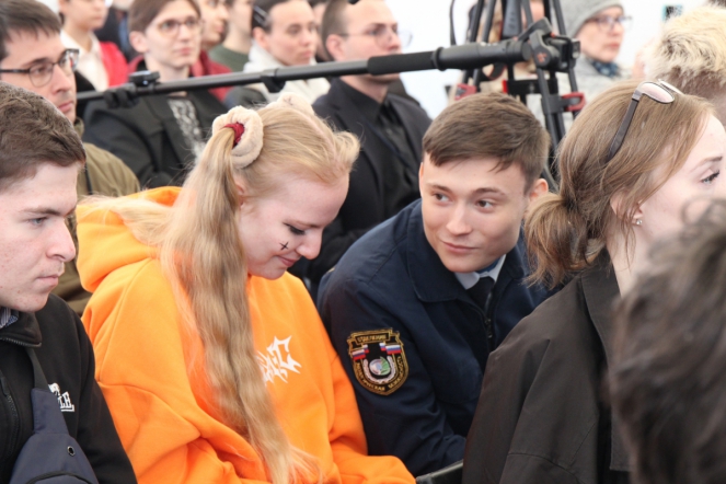 Издания Педиатрического университета представили на Петербургском книжном салоне 3