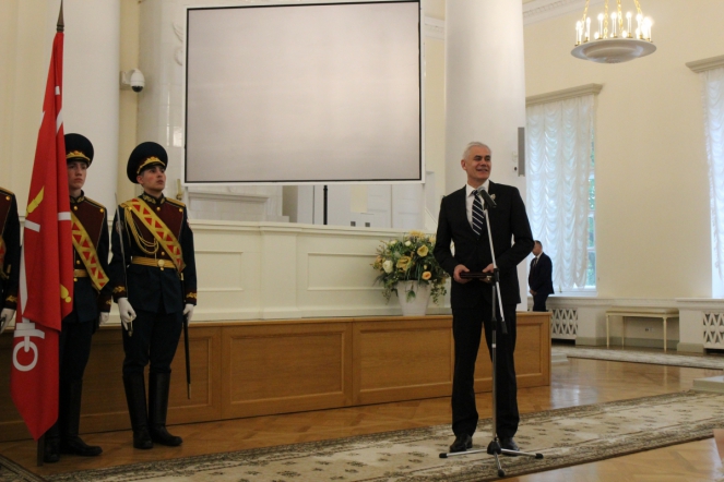 Губернатор отметил труд врачей Педиатрического университета 21