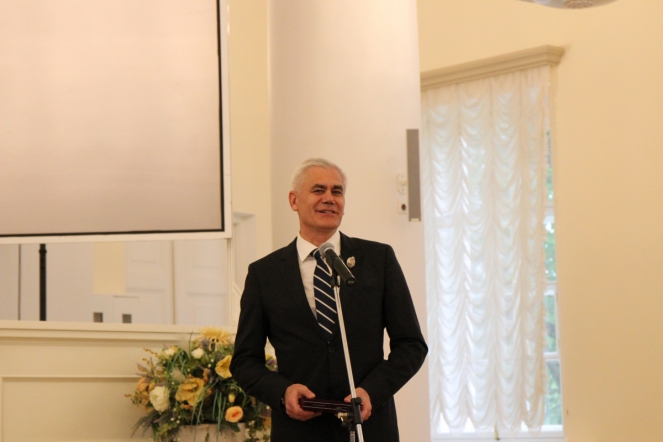 Губернатор отметил труд врачей Педиатрического университета 23