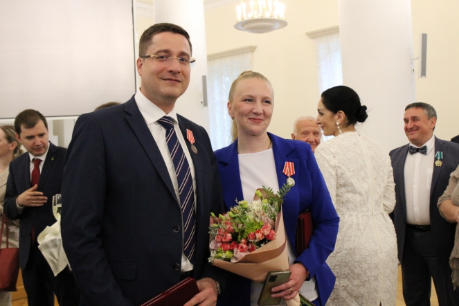 Губернатор отметил труд врачей Педиатрического университета 25