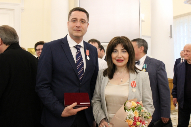 Губернатор отметил труд врачей Педиатрического университета 27