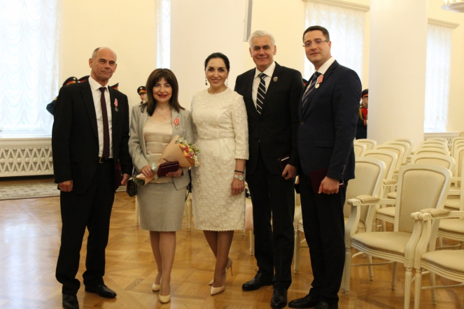 Губернатор отметил труд врачей Педиатрического университета 30