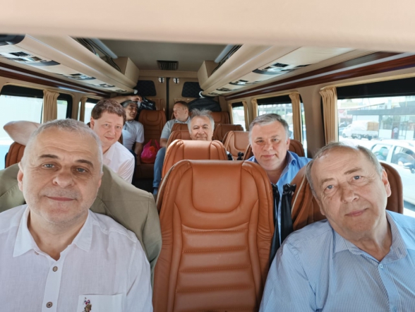 Дмитрий Иванов встретился со студентами Ташкентского педиатрического медицинского института 2