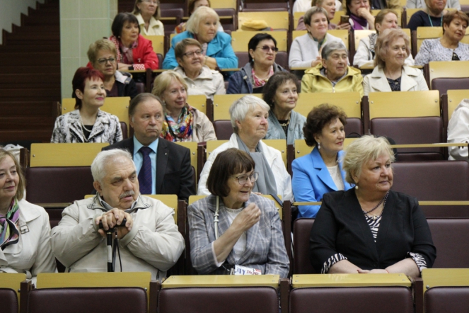 Полвека в педиатрии: в Санкт-Петербургском медицинском педиатрическом университете собрались те, кто закончили вуз 45 и 50 лет назад 36