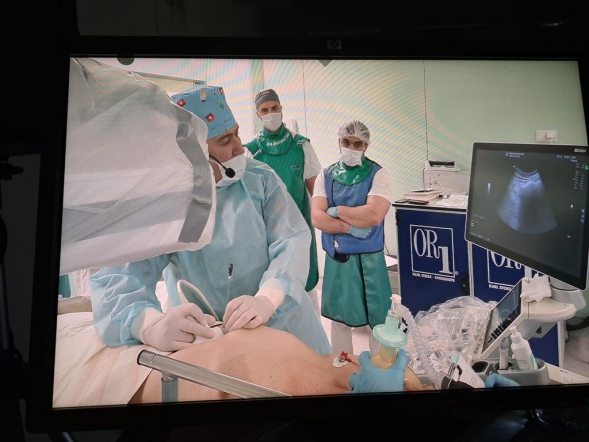 Заведующий кафедрой общей хирургии с курсом эндоскопии Педиатрического университета провёл мастер-класс в Мариинской больнице