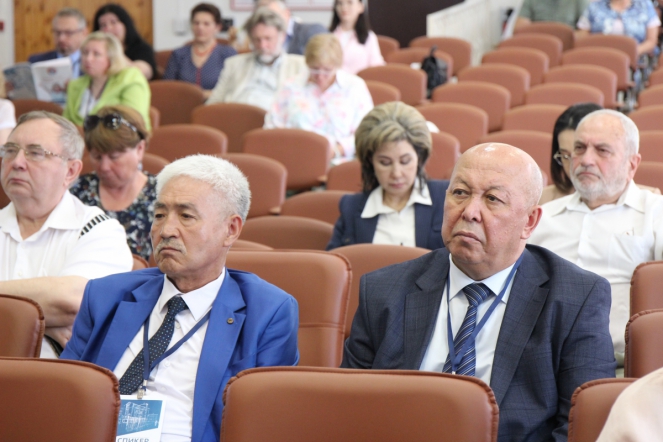 В Педиатрическом университете стартовал VII конгресс «Здоровые дети – будущее страны» 41