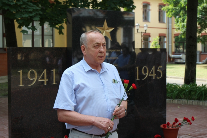 Педиатрический университет присоединился к всероссийской акции «Минута молчания» 3