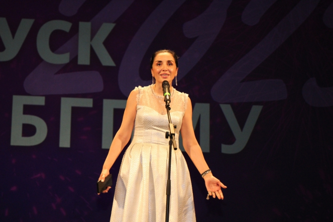 В Педиатрическом университете вручили дипломы выпускникам 63