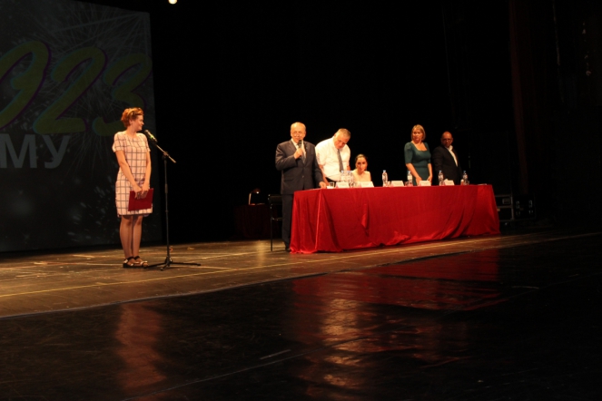 В Педиатрическом университете вручили дипломы выпускникам 91