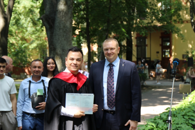 Иностранным выпускникам Педиатрического университета вручили дипломы о высшем образовании 55