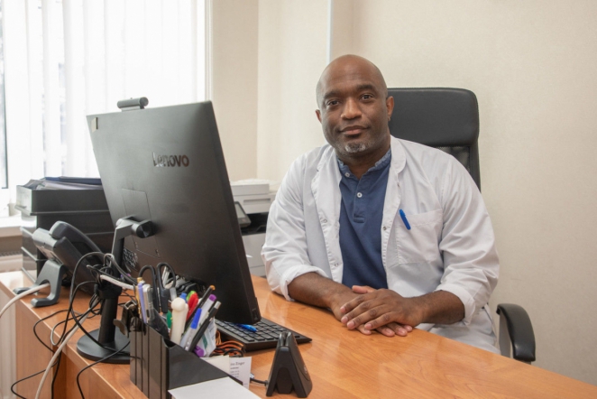 Выпускники Педиатрического университета из Африки о работе и учебе в Петербурге