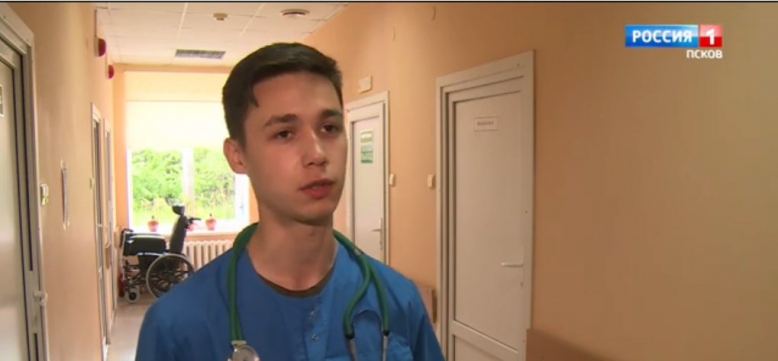 Сейчас практикуются, потом приедут работать: Студенты СПбГПМУ сотрудничают с межрайонной больницей в Острове