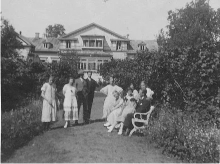 Выпускник Педиатрического университета реставрирует старинную усадьбу 6