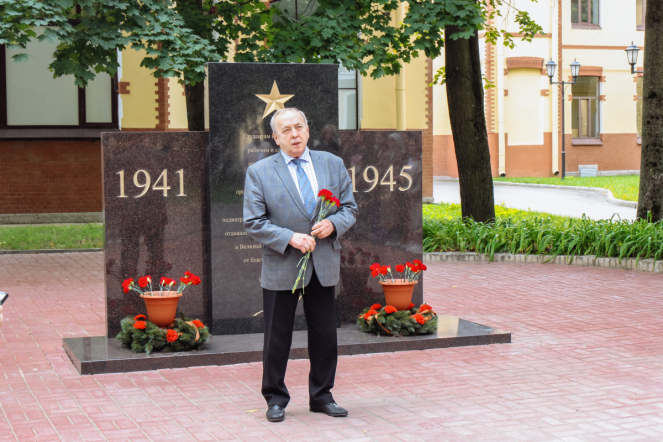 82 года назад началась блокада Ленинграда 3