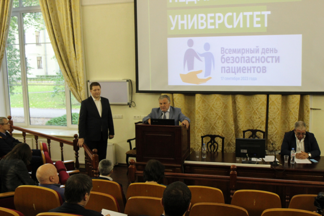 В Педиатрическом университете обсудили вопросы безопасности детей 12