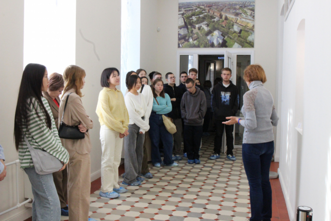 Школьники из Бурятии посетили Педиатрический университет 15