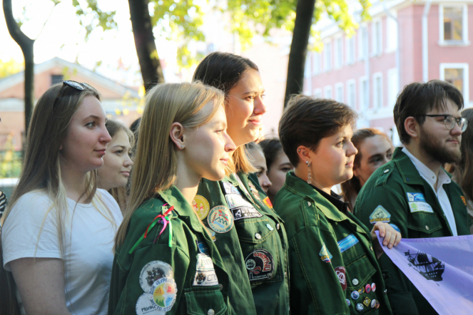 Это настоящая студенческая весна: в Педиатрическом университете наградили бойцов медицинских отрядов 9
