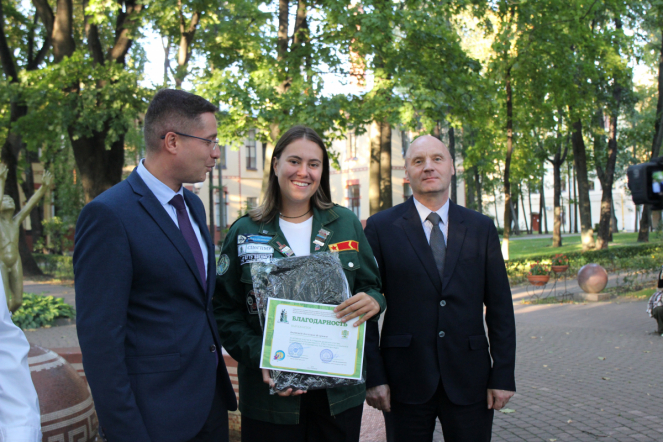 Это настоящая студенческая весна: в Педиатрическом университете наградили бойцов медицинских отрядов 27
