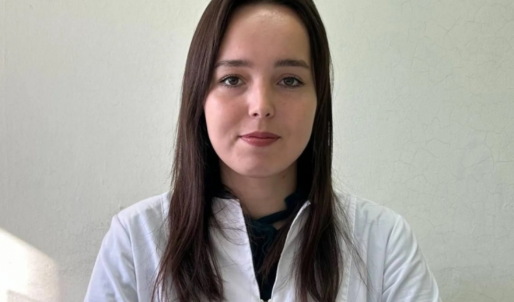 Выпускница Педиатрического университета принимает маленьких пациентов в городской больнице в Черноголовке