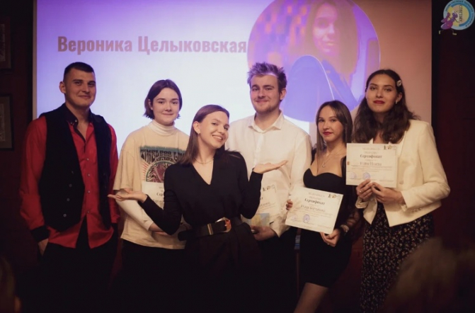 Студенты Педиатрического университета отметили выпускной Медиашколы «PEDIATRIC»