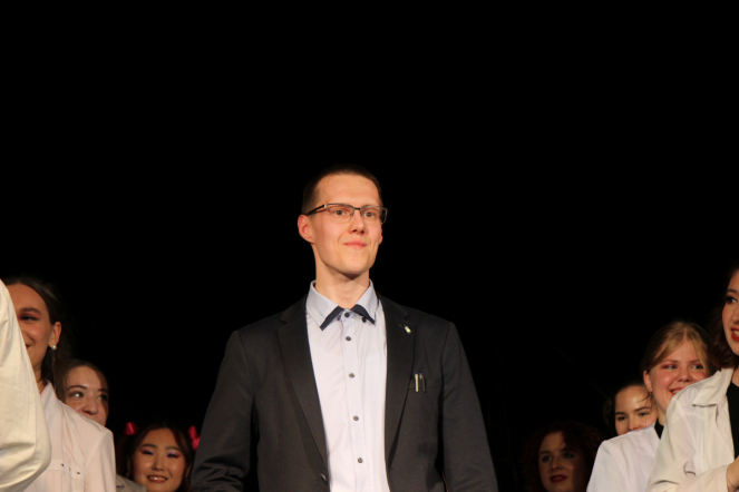 На сцене клуба «Гиппократ» прошёл мюзикл «По секрету» 27